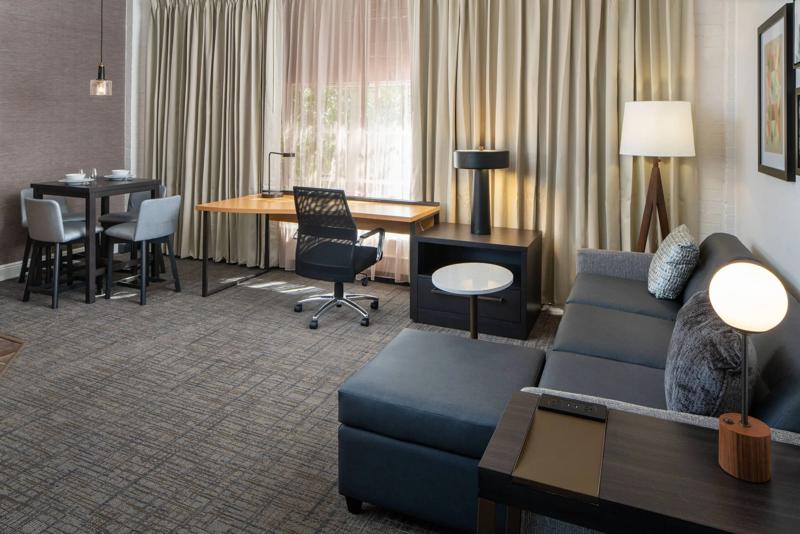 SES_NewOrleansConvention_GuestRoom_1