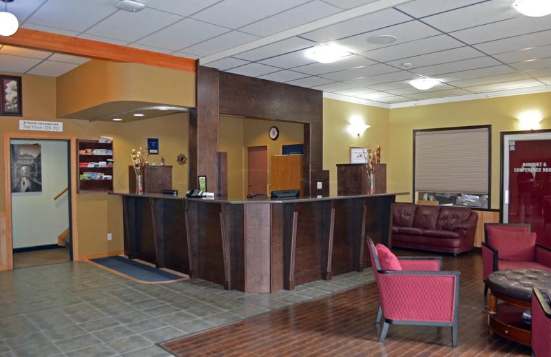 CBVIS_Castlegar_BC0024_FrontDesk - 324A0174-7433-4857-ACF87E52236B92B8