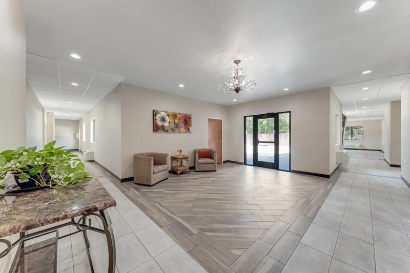 ABVIS_SanAntonioDowntownRiverwalk_TX6945_Lobby_4 - 327BA63D-872D-4569-98073F8CD146E57E