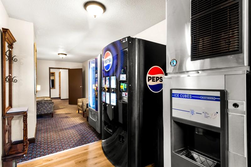 ABVI_MarquetteMI_Amenities_Vending - 34D73096-85BE-4A65-A9D5A4515964EEBB