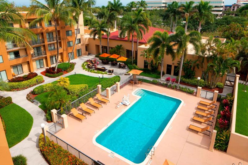 SEL_BocaRatonTownCenter_FL10381_21450242 - 36062E68-4722-445A-A2D97CE0880C41AD