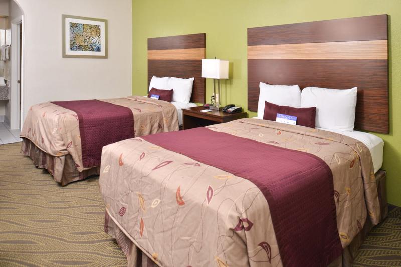 ABVI_HoustonDowntownTX_GuestRooms_Two Doubles_Beds - 36EB2888-E9EF-4067-8182972AF0752B70