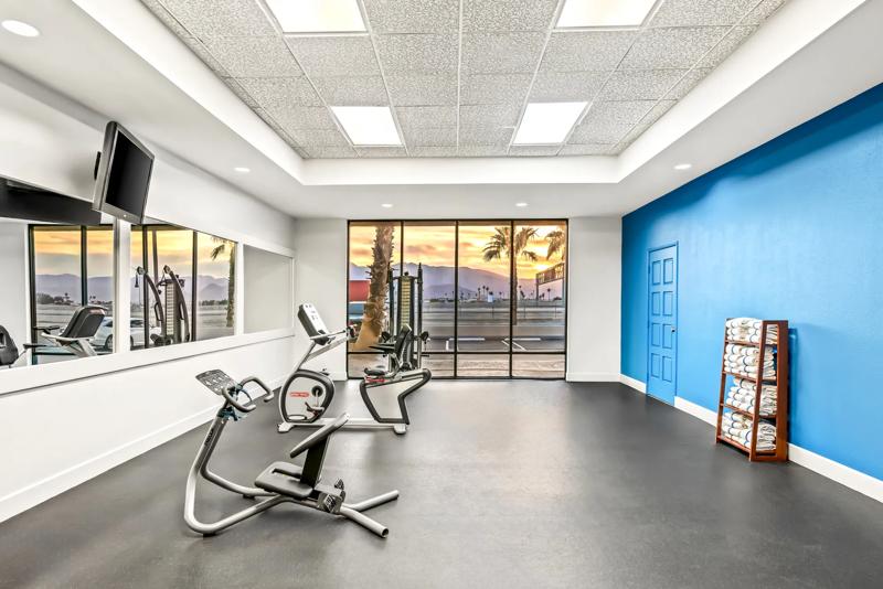 SI_Indio_FitnessCenter1 - 398AAAC6-5AD0-4A68-9708DCA8B2C8FDBA