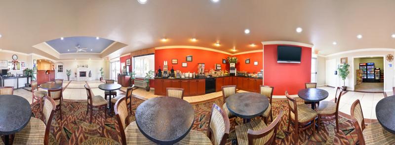 ABVI_LubbockE_TX1218_BreakfastArea360 - 3BB37AFE-FC16-4867-B6410F06B63DF03B