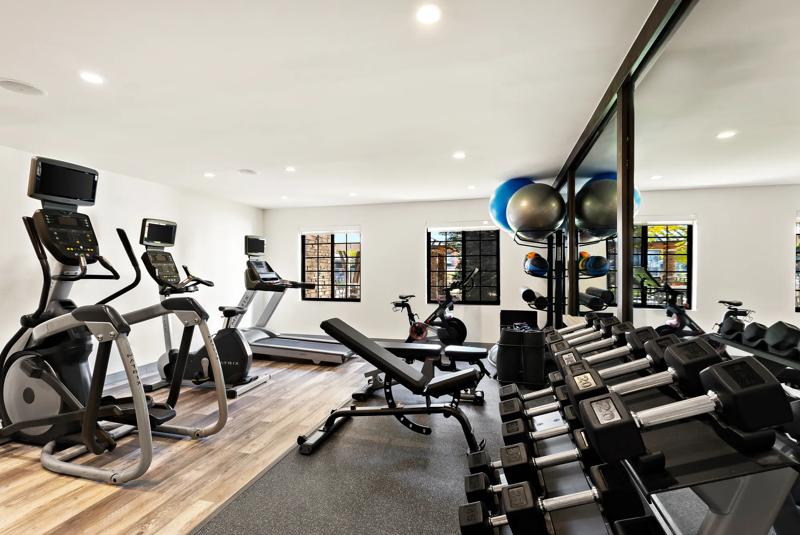 SES_DenverSouth-ParkMeadows_Amenity_FitnessCenter_1 - 3BD3984C-3163-497F-B1FCCC61E4F702ED