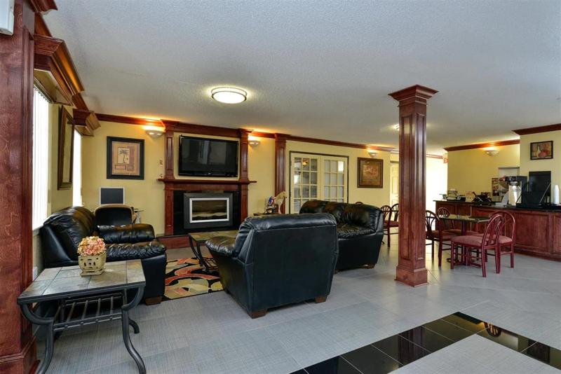 ABVI_FtWorthTX_Lobby_Seating - 3C266B0E-7658-4FCB-B6191184A51B1FFE