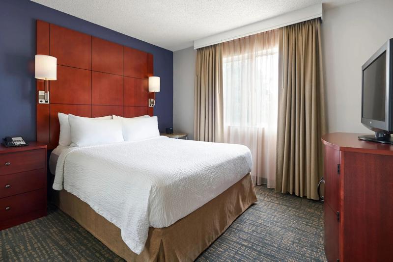 SES_Annapolis_GuestRoom_2 - 3EB22985-B29A-4BE3-9E89E7F93C92E6EC