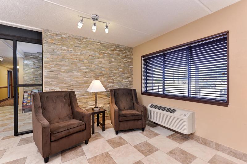 ABVI_ClearlakeIA_Lobby_Seating - 41A4022A-72D3-4EFD-92A900B8F1456B32