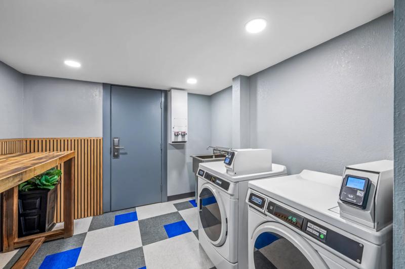 SEL_Statesville_NC6207-Laundry-1 - 43D753BF-0100-4414-A7E819C2F4C840C6