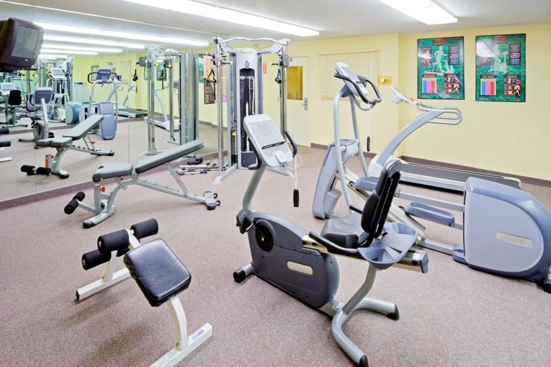 SIM_ParsippanyMorrisPlains_Amenities_Fitness Center - 45118F49-F08B-4544-9D075257DBA4C683
