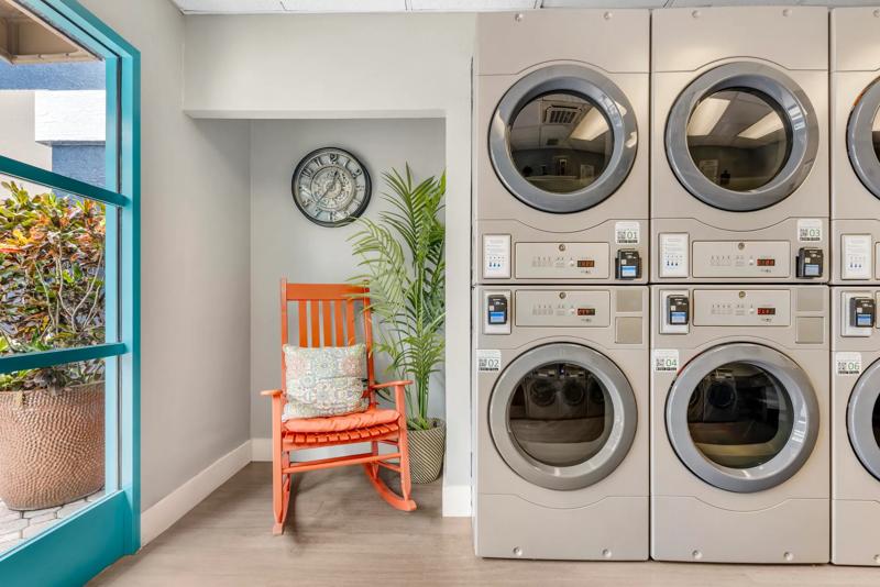 SES_LakeBuenaVista_Laundry-1 - 454EECA1-EDA8-478B-BDF88278924C9584