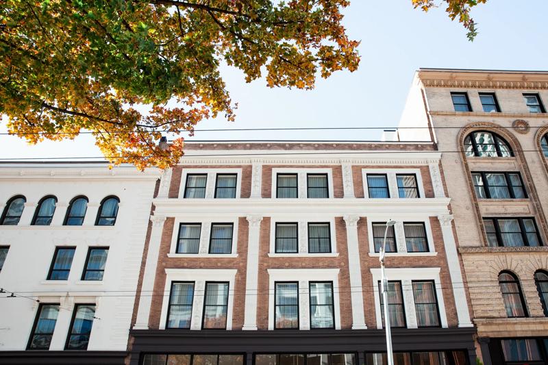 TRS_AlexisSeattle_Exterior_5 - 4869E2B5-D59D-4639-8B88DE7591287099