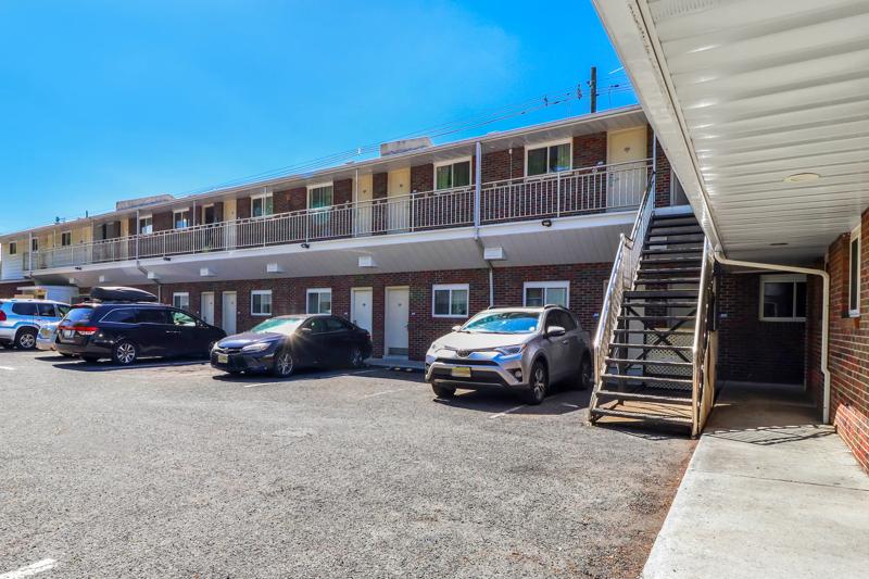 ABVI_AvenelWoodbridgeNJ_Exterior_Stairs - 49AF5A18-3ACD-4962-821632192353F4FA