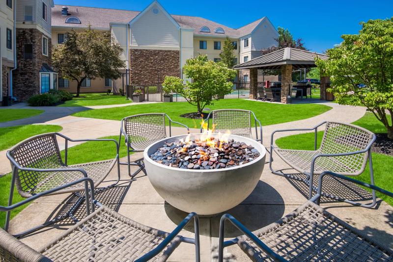 SES_Andover_Exterior_Firepit - 4A401B63-8B9A-435E-850853C0B44D8671