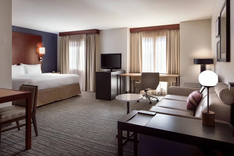 SES_Tempe_GuestRoom_2 - 4BD42806-9C57-4C37-A183A29F8B076A21