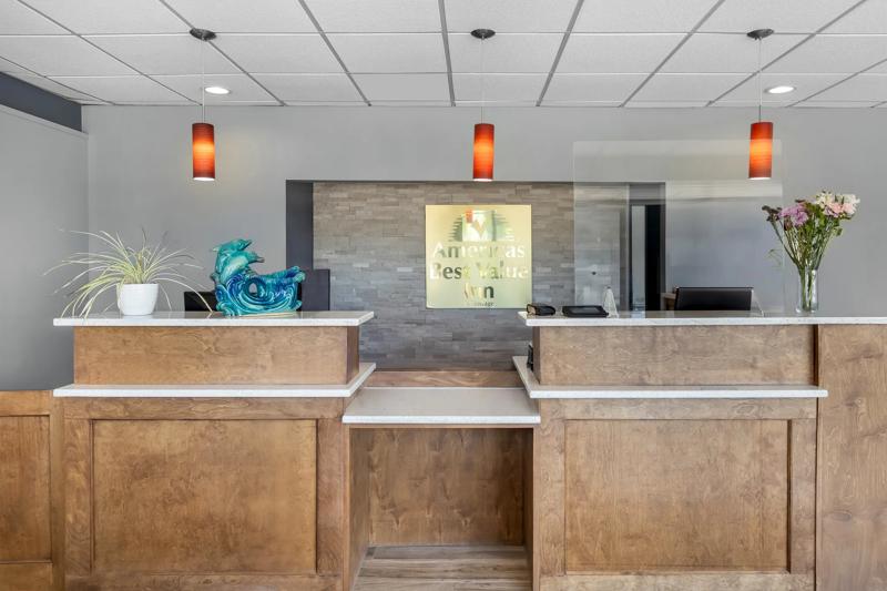 ABVI_Douglasville_GA1635-Lobby-3 - 5196B0B1-B8F6-46D2-AD9A14EBADDDAFBC