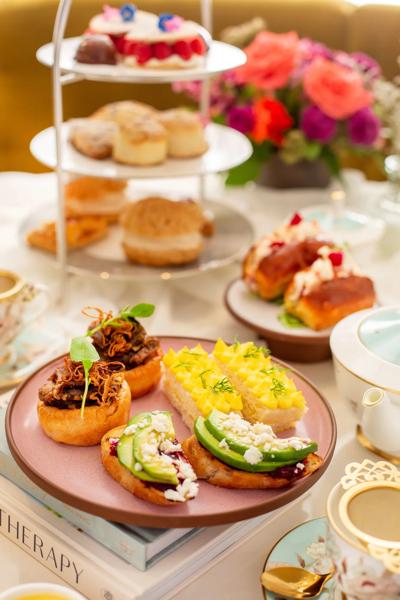 Hotels with Free Breakfast