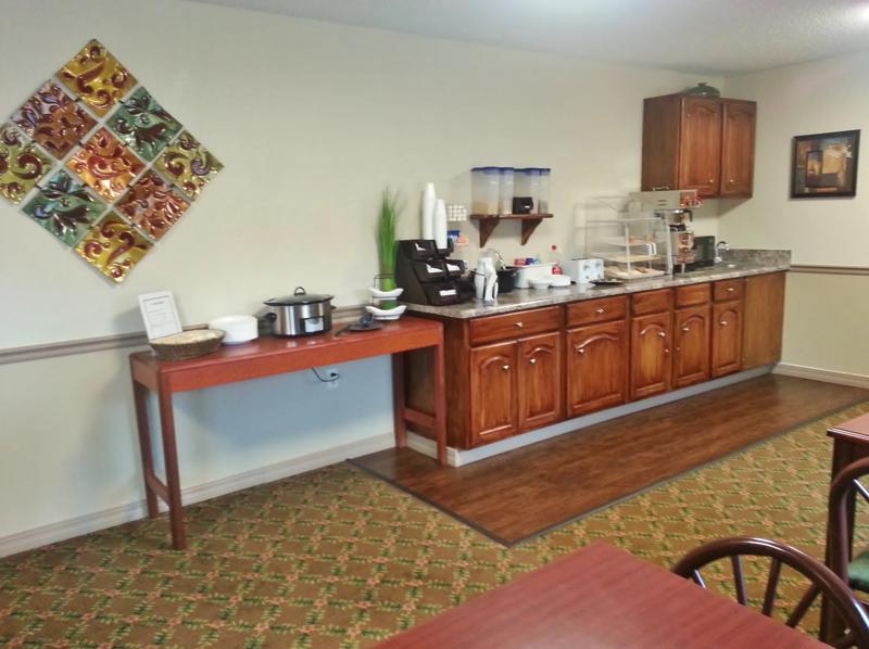 ABVI_MaumelleNorthAR_Dining_Breakfast Area_Buffet - 52638048-C988-4105-9A0A49C0F8026721