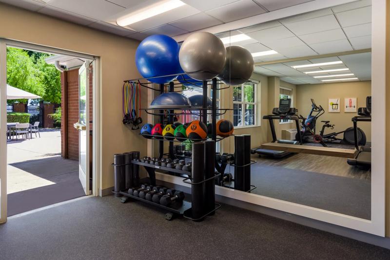 SES_SanFranciscoAirportOysterPoint_Amenity_FitnessCenter_2 - 5391CB91-5129-425C-B4C20F87C39E43A9