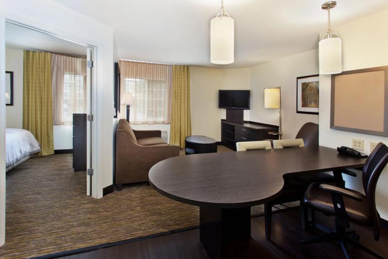 SIM_BirminghamHoover_GuestRooms_Suite_Living Space - 54662F75-D045-46D8-81B0FEA8B4925498