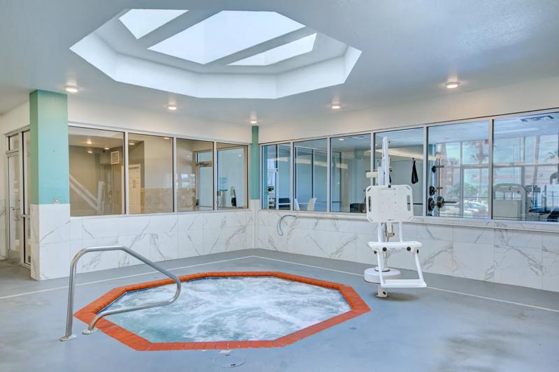 MOD_GrandSeas_daytona_indoorpool_008_F - 552E00D4-DCD6-4D3B-B764AA1E980A0BA0