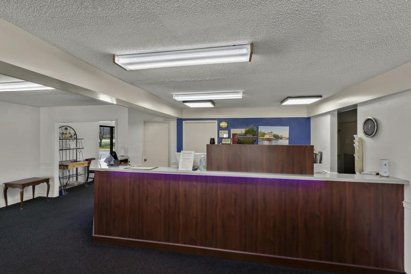 ABVI_EdentonNC_Lobby_Reception - 55A88BA9-0EC6-479C-991A295A4227E2D8