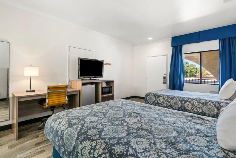 ABVI_JoshuaTreeNationalParkCA_GuestRooms_Two Doubles Suite_Room Amenities - 55E578AC-83AC-49FB-8C28454BDB0EAEDC