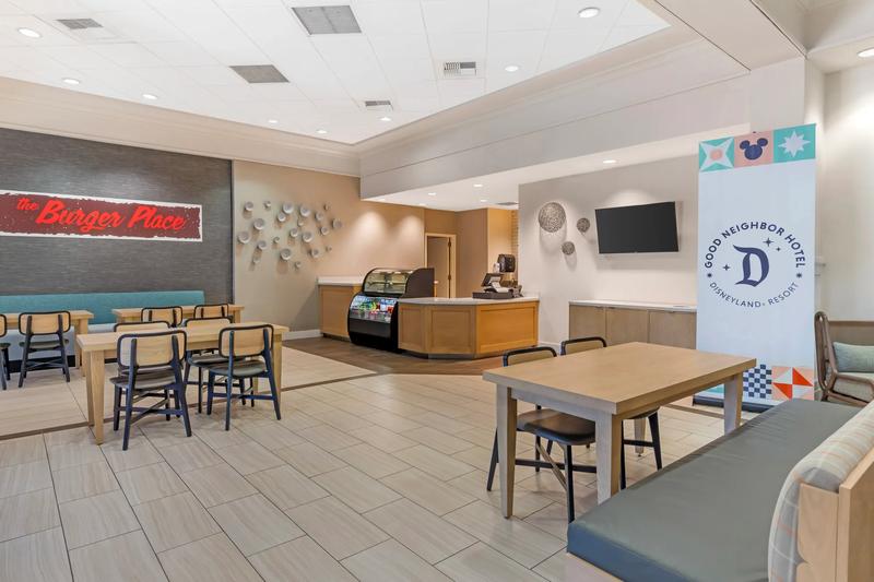 SHR_AnaheimResortArea_Dining_Bistro-1