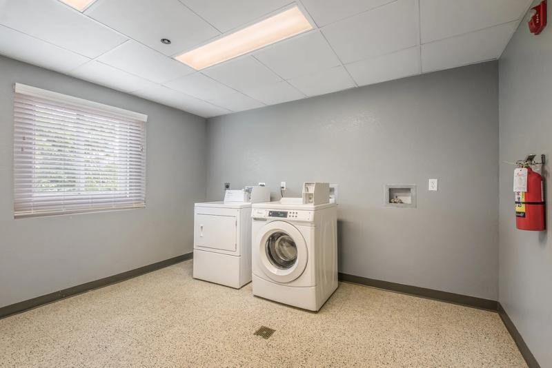 ABVI_KnocksvilleEastTN_Amenities_Laundry - 5BBA89CA-695B-44FC-80040127EA609236