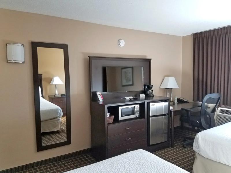 ABVI_BismarckND_GuestRooms_Two Doubles_Room Amenities - 5BFD2535-2F96-4775-A84A094B0674584D