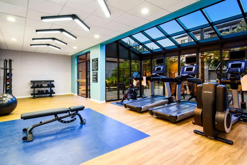 Amenities & Features