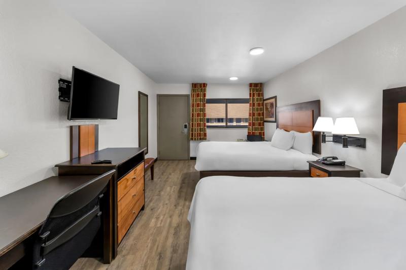 ABVI_KansasCityEIndependenceMO_GuestRooms_Two Queens_Room - 5CFF4976-5C74-4096-93F8CD0723F868AE