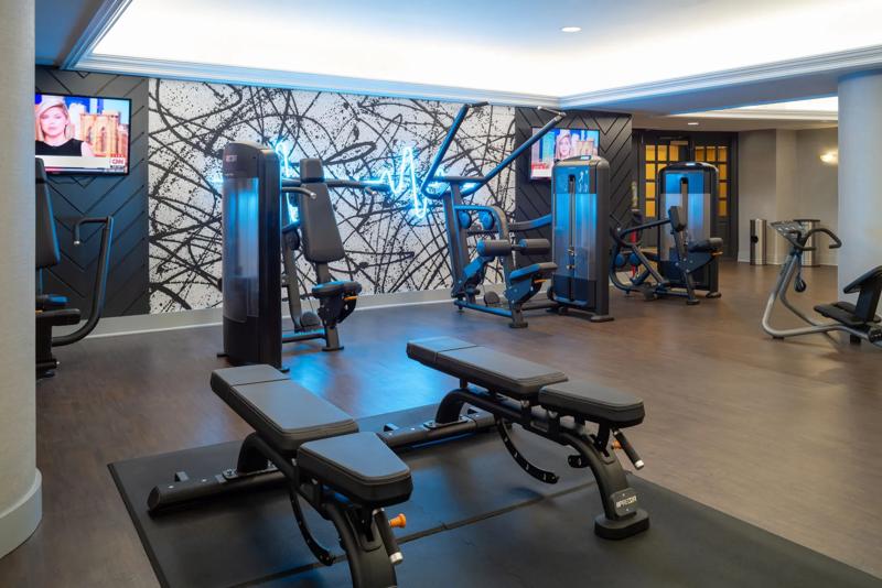 Stay Fit While Traveling