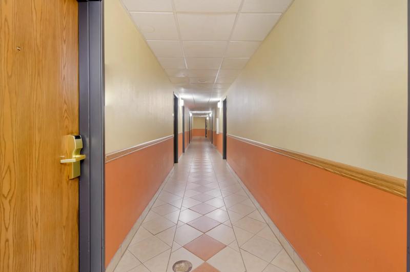 ABVI_IndependenceVA_Hallways - 64A95FE2-82CD-474F-B0F1B02804C84627