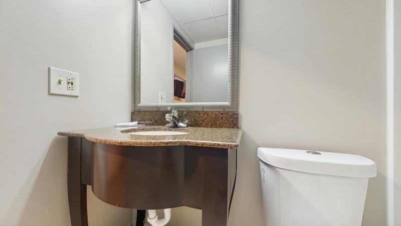 RLIS_Olathe_Guest Room - 655E3F3A-62AC-4B3A-B18568ECF69F3B0E