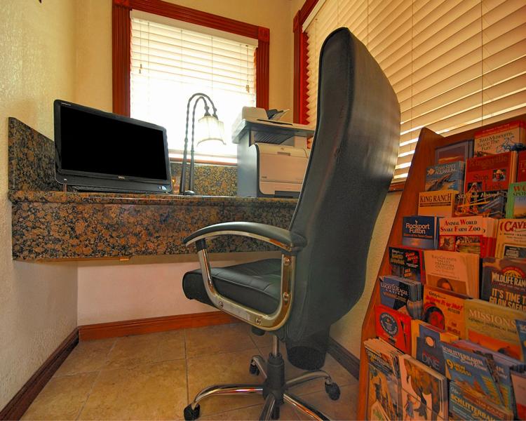 ABVI_Kingsville_TX5088_BusinessCenter - 6892EADB-A3FD-4327-9B80619333593D48