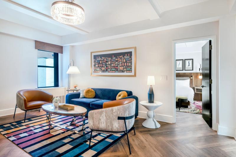 TRS_BenjaminNewYork_GuestRooms_Suite_Living Space - 68D46C66-599F-4F9D-8D302CE5A2C40F49
