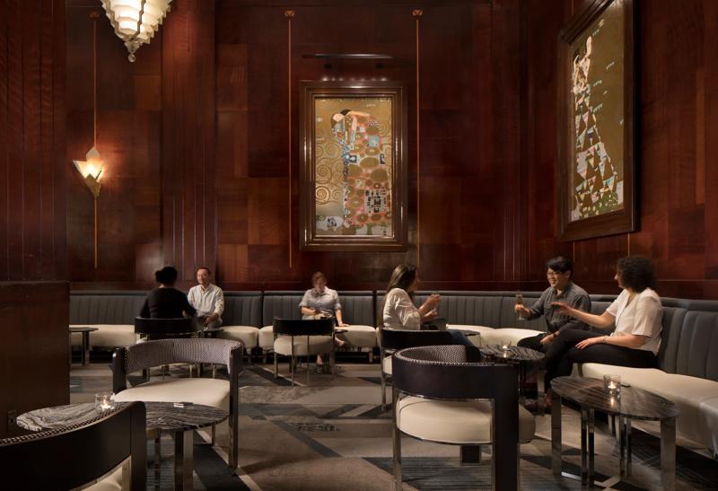TRS_TheCliftSanFrancisco_Lifestyle_Dining_RedwoodRoom_Seating