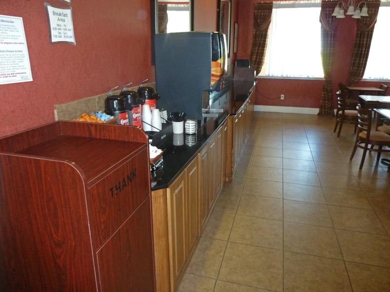 ABVI_GunBarrelCity_Dining_Breakfast Area_Buffet - 6C046003-0789-4E57-AF380F23D5454DC3