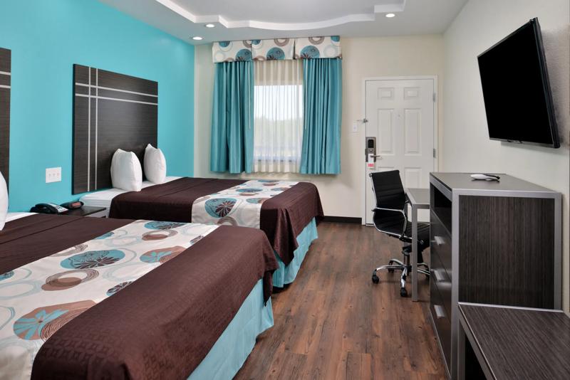 ABVIS_SpringHoustonN_TX2287_TwoDoubleBedsKitchenSuite3 - 6D04E199-A737-4D60-92DDEFCD81937C13