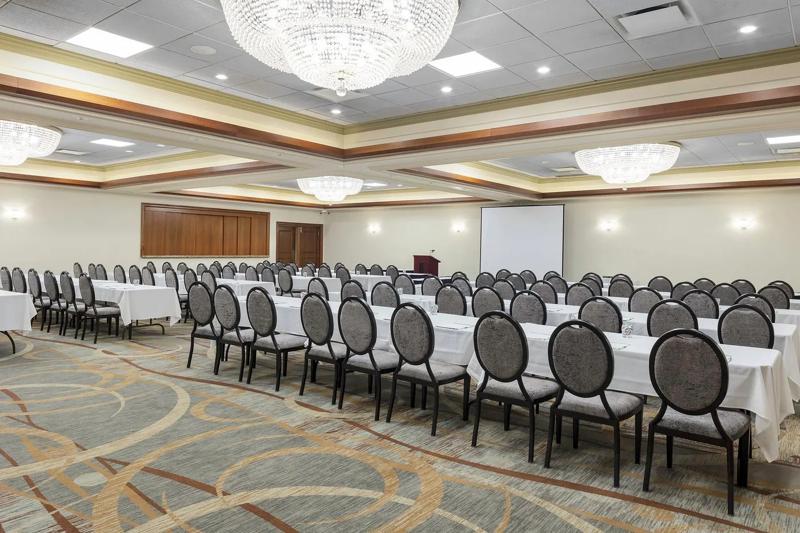 MOD_WilliamTell_meeting space 3 - 6EA190F4-2579-4285-B97A62D222164662