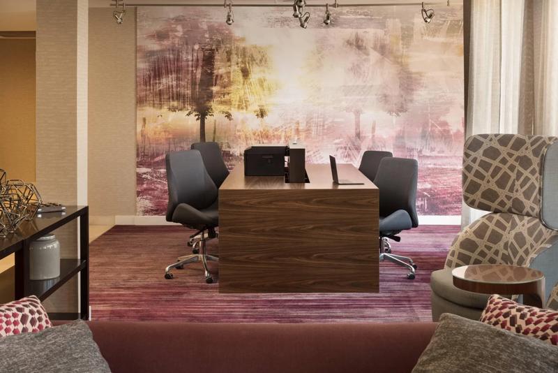 SEL_LagunaHillsIrvineSpectrum_Amenity_BusinessCenter - 70B9F158-6079-4A75-BBBC8E1A527D9172