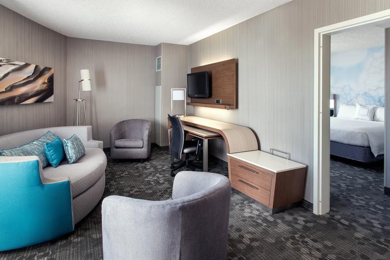 In-Room Amenities at Sonesta Emeryville - San Francisco Bay Bridge