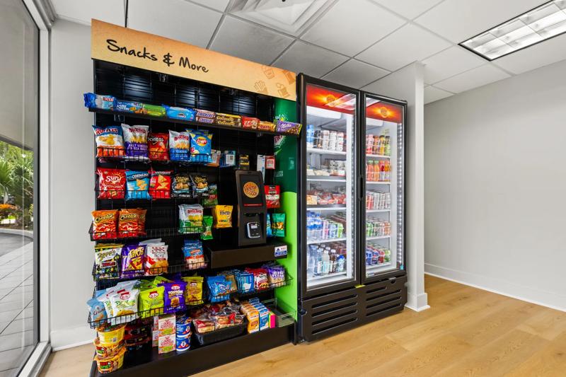 SIG_Miami-Vending-1 - 72AF91F1-EB5E-43A8-BB782E3A85D807A0
