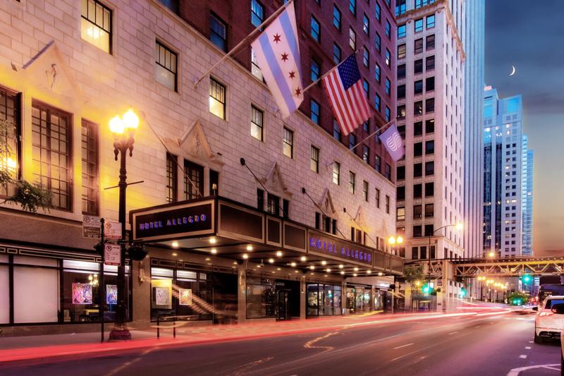 TRS_AllegroChicago_Exterior_Entrance_NightCarsDriving_3