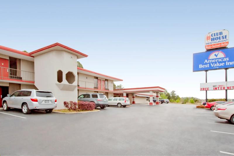 ABVI_GrenadaMS_Exterior_Front - 774E5042-E289-4C5B-83E1302C66BEDC4B