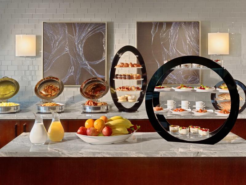 Hotels with Free Breakfast
