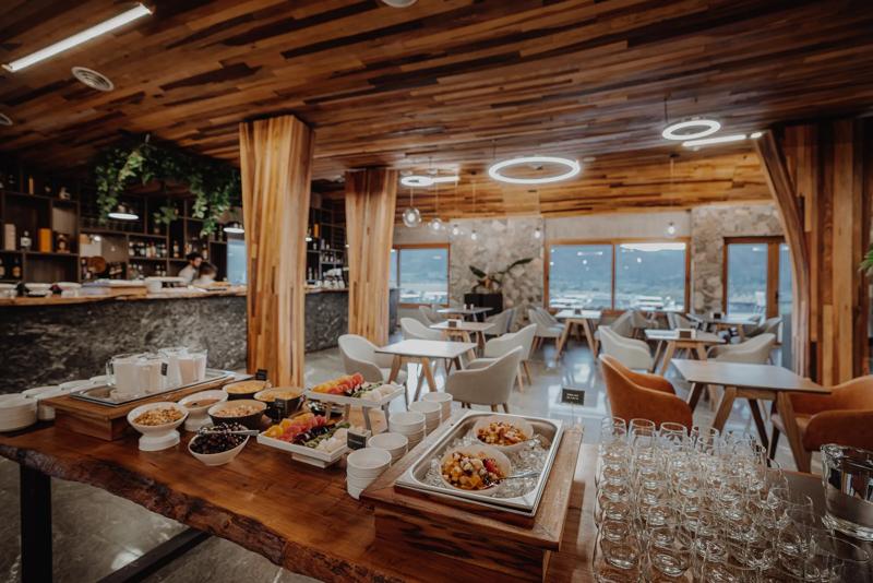 A view of the dining area of the hotel