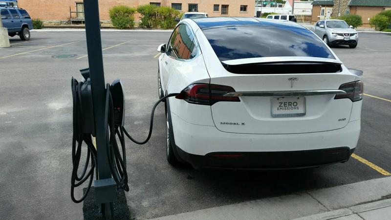 RLH_Kalispell_MTKALS_ElectricVehicle - 791F854D-2C98-4D89-8D39E261E08D0FEA