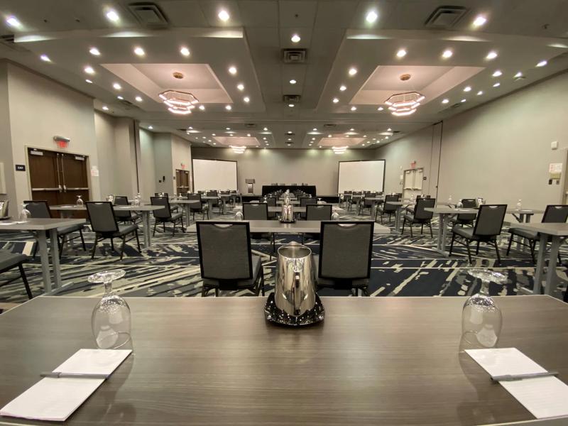 SHR_ColumbusDowntown_Meetings_MuirfieldBallroom_Classroom_2 - 7A3A9DD7-0823-4340-9578A3667876A249